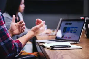 Business Management System Beats Stand-Alone Apps